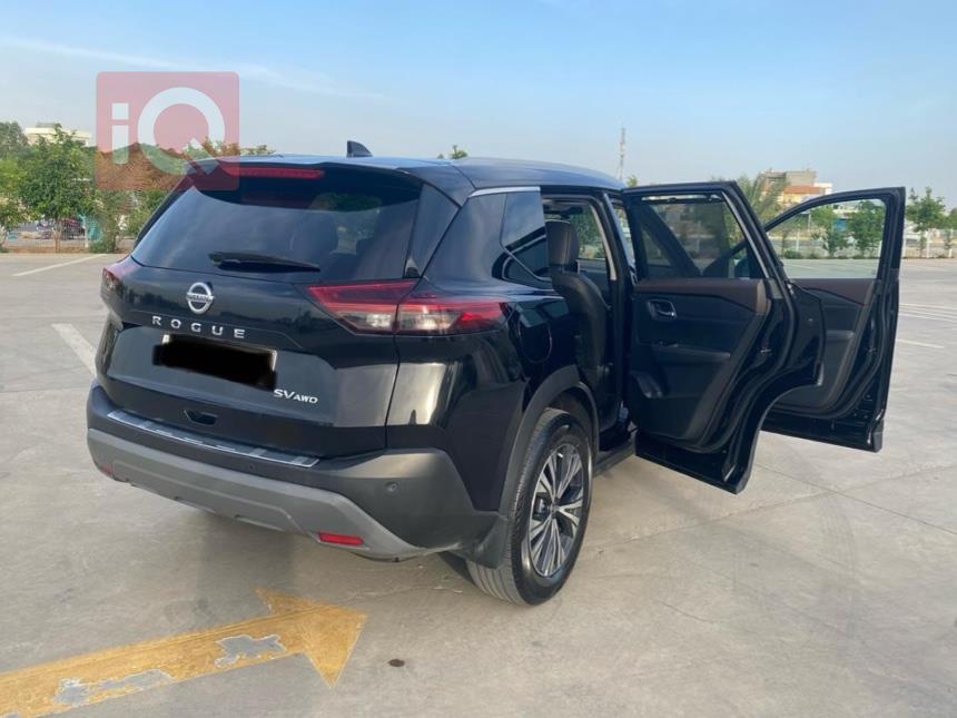 Nissan Rogue